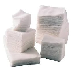 COMPRESSE GAZE NON-STERILE / 13 FILS / 8 PLIS / 7,5x7,5cm (18x30) Sachet de 100
